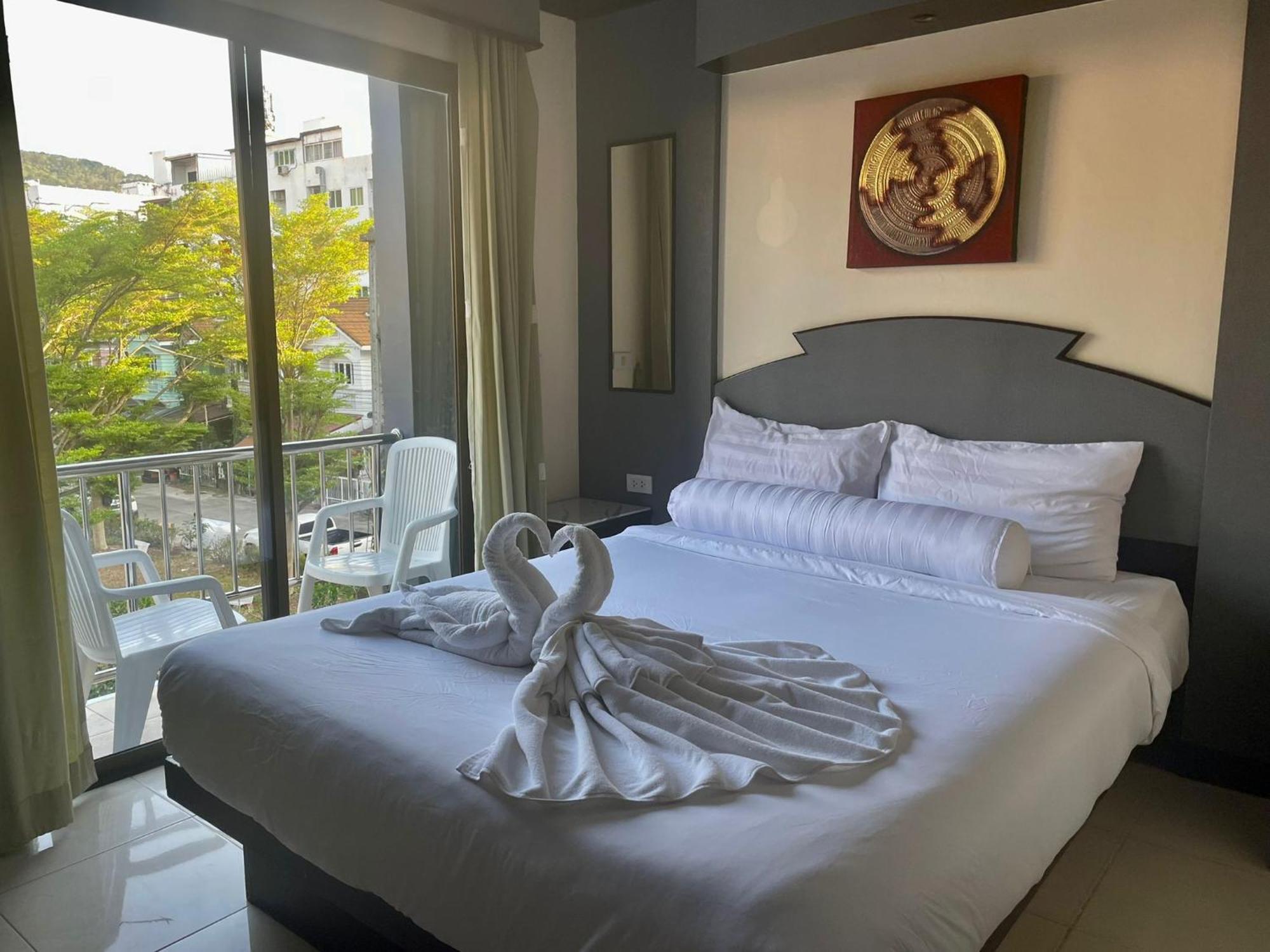 Hill View Lodge Patong Exterior foto